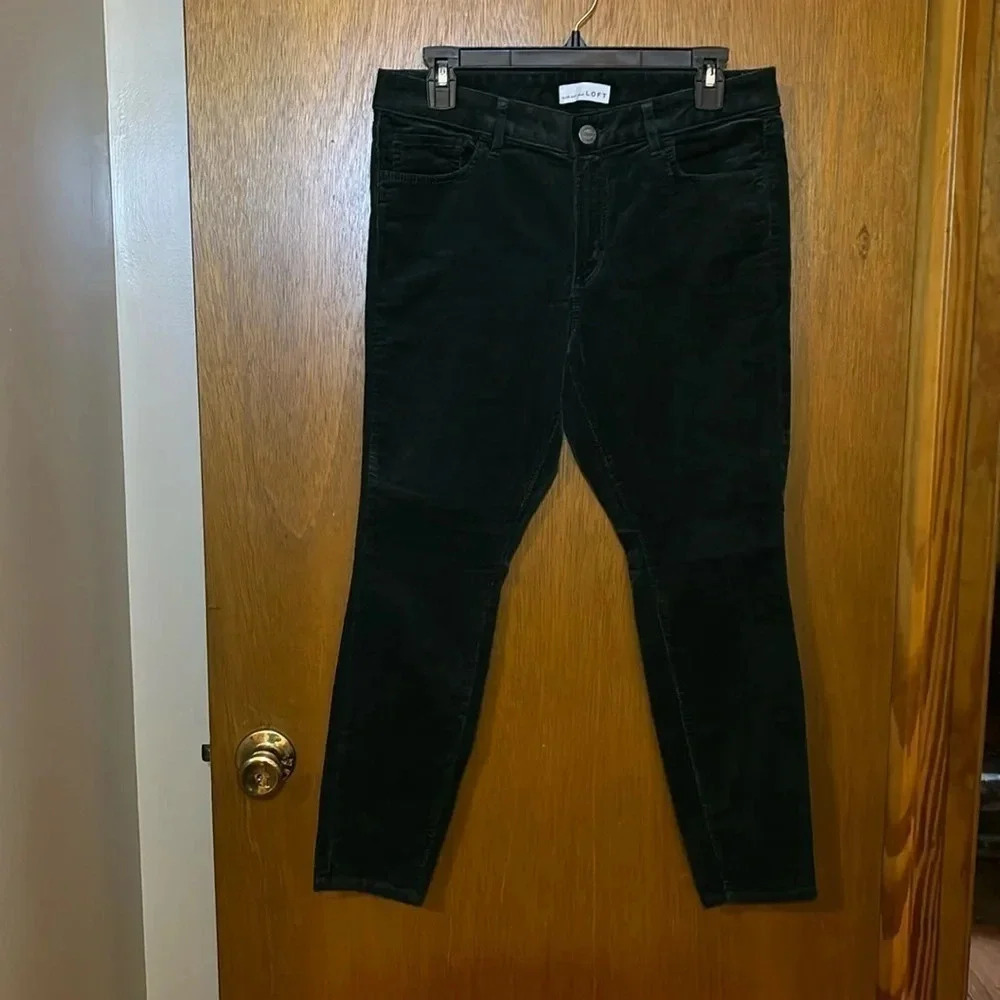Loft Green Corduroy Curvy Skinny Jeans Size 29/8 P